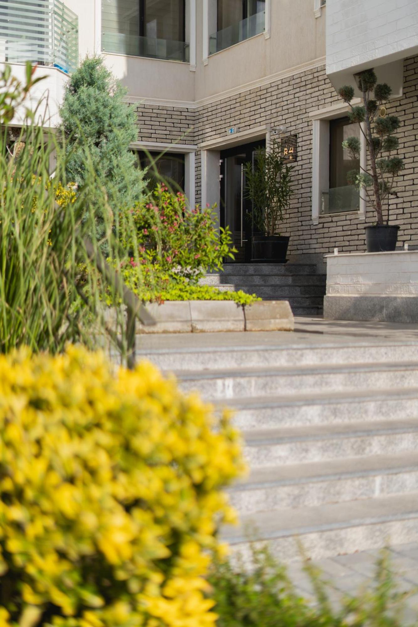 White Platan Apartment Iasi Exterior foto